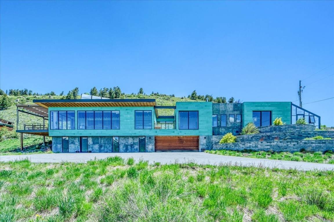 421 Z Road - Photo 1