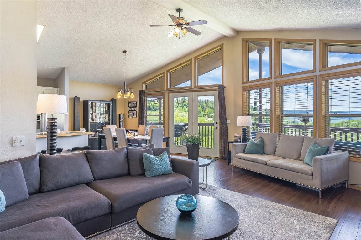 27100 Neptune Place - Photo 1