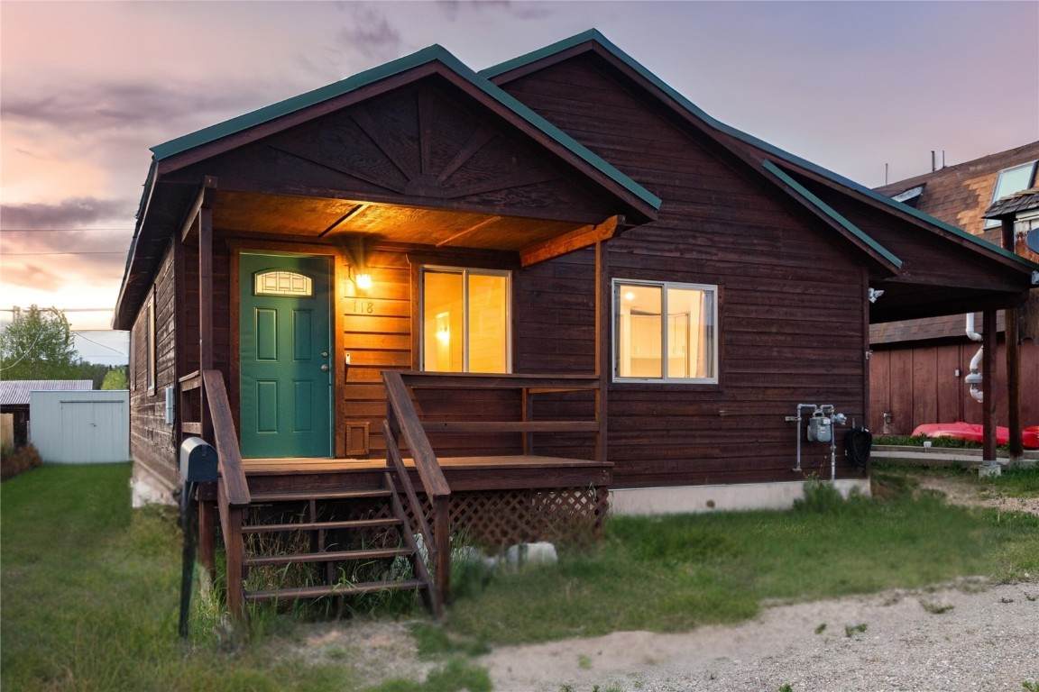118 14th Street - Photo 1