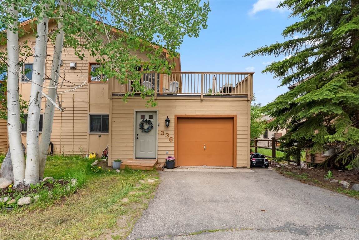 336 Chipmunk Circle - Photo 1