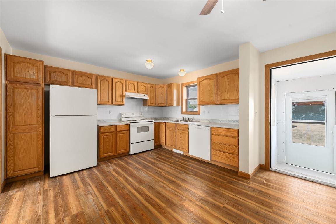 407 S 3rd Street - Photo 1