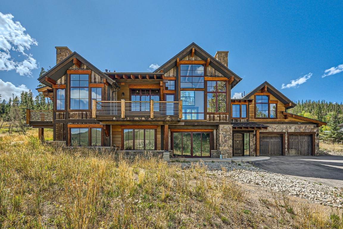964 Alpensee Drive - Photo 1