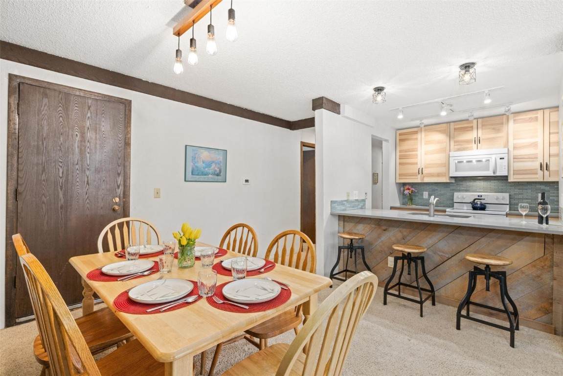 107 Harris Street - Photo 1