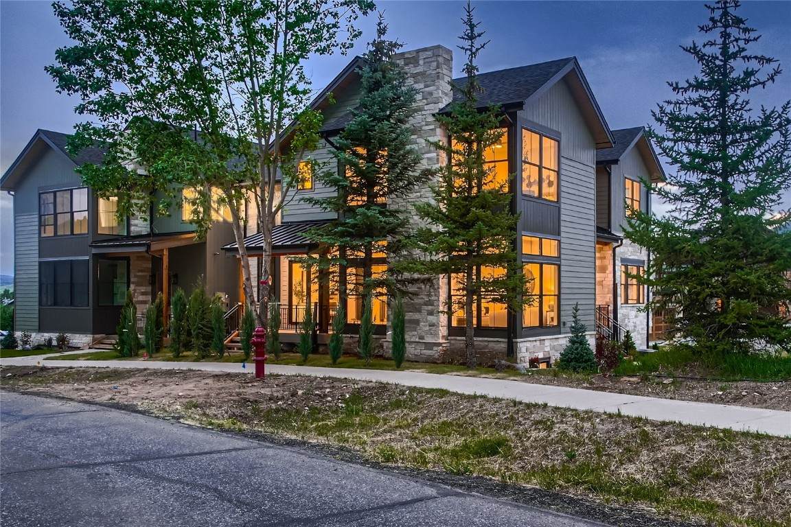 3321 Snowflake Circle - Photo 1