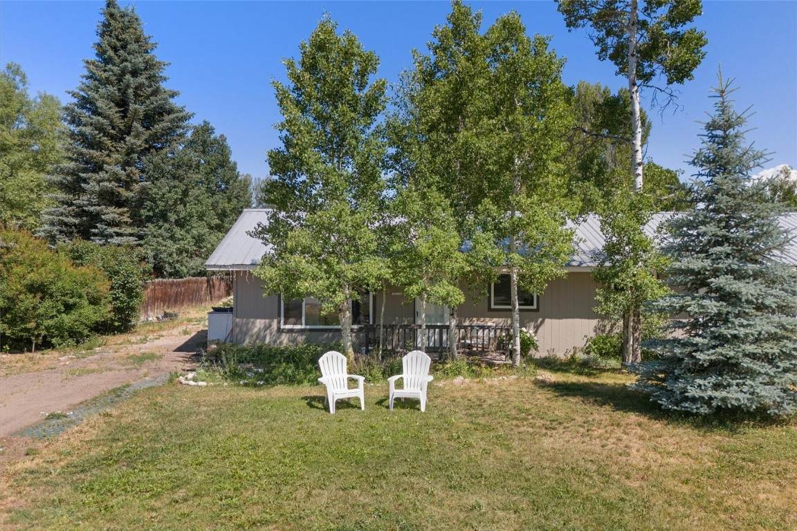 2642 Riverside Drive - Photo 1