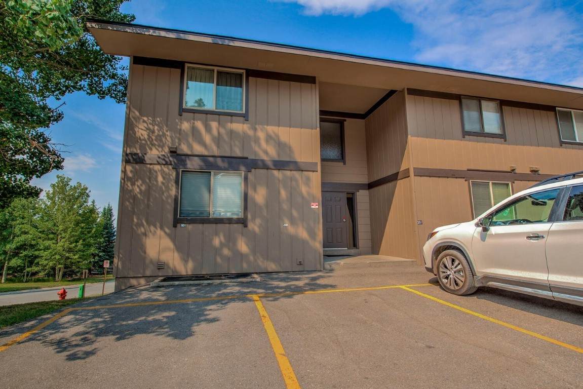 1213 Straight Creek Drive - Photo 1