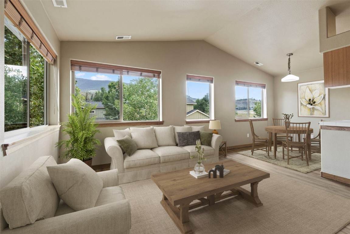 31 Glen Cove Drive - Photo 1