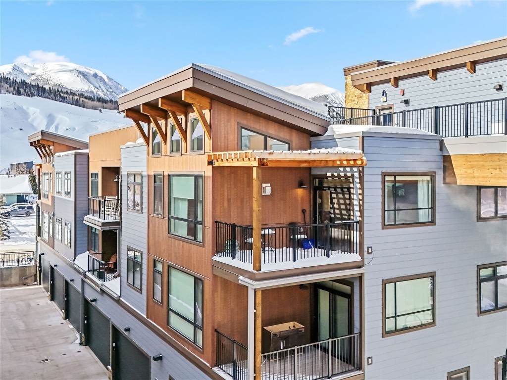 75 4th Street - Photo 1