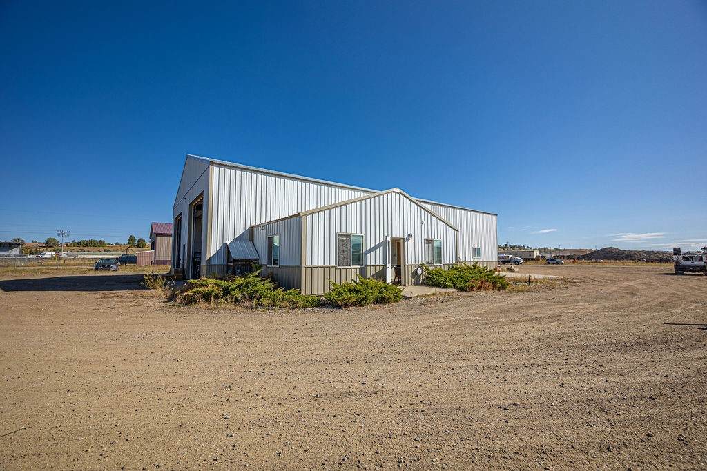 194 Preece Avenue - Photo 1
