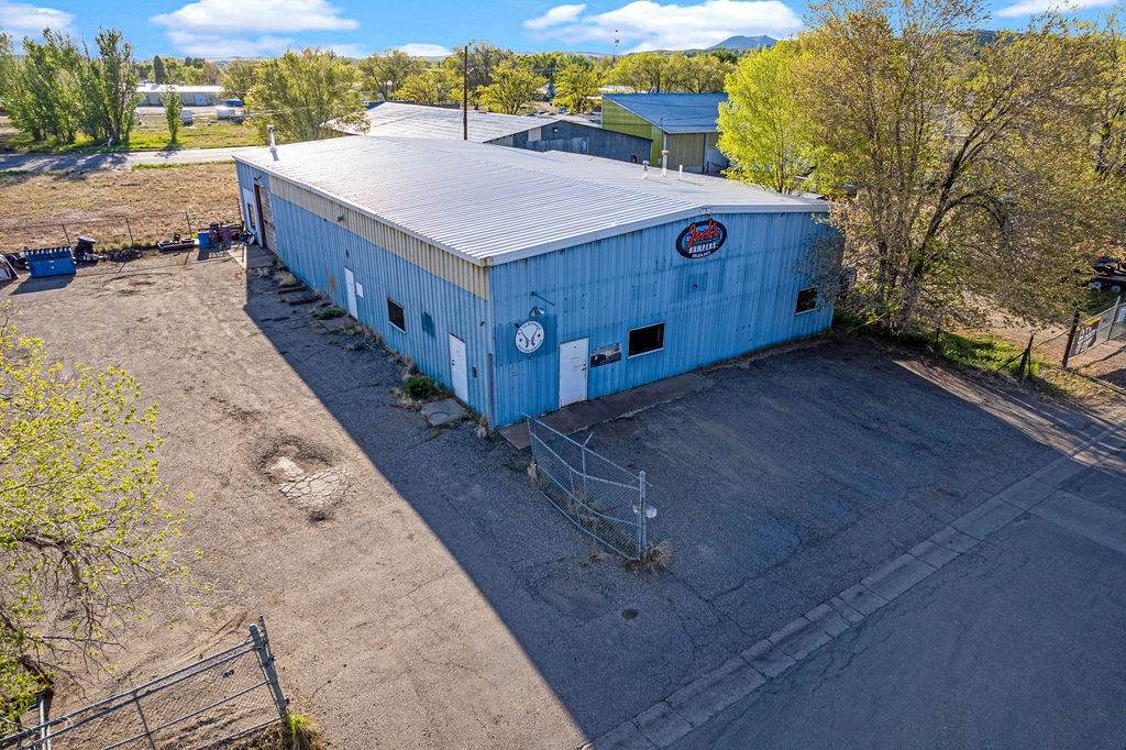 350 Russell Street - Photo 1