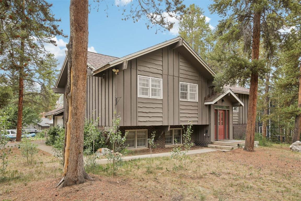 757 Broken Lance Drive - Photo 1