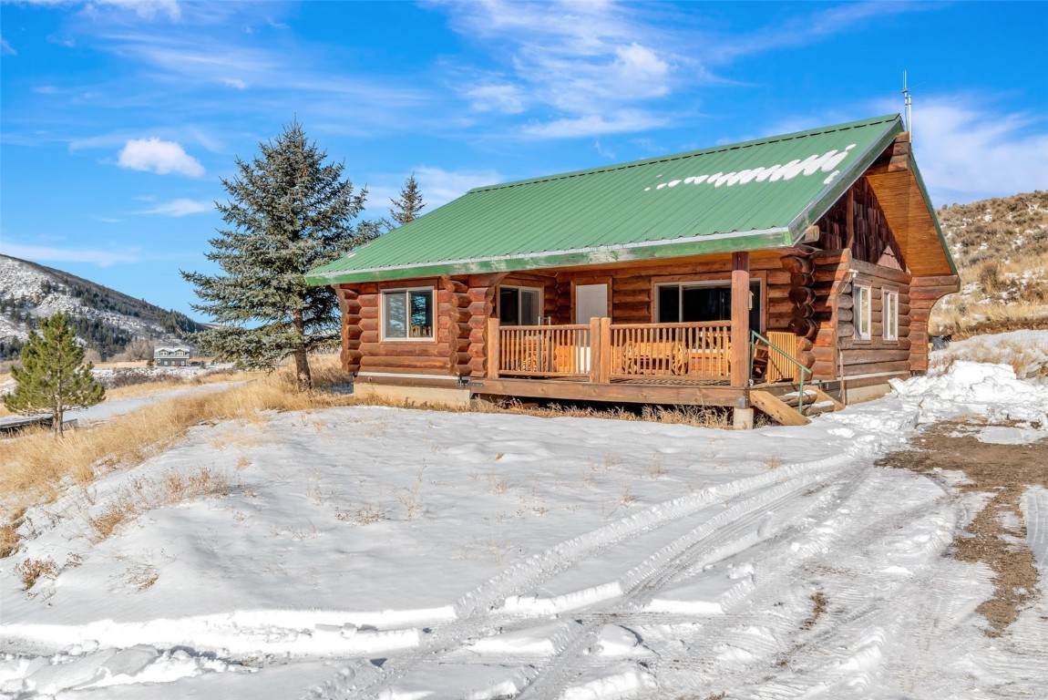 38500 Lobo Court - Photo 1