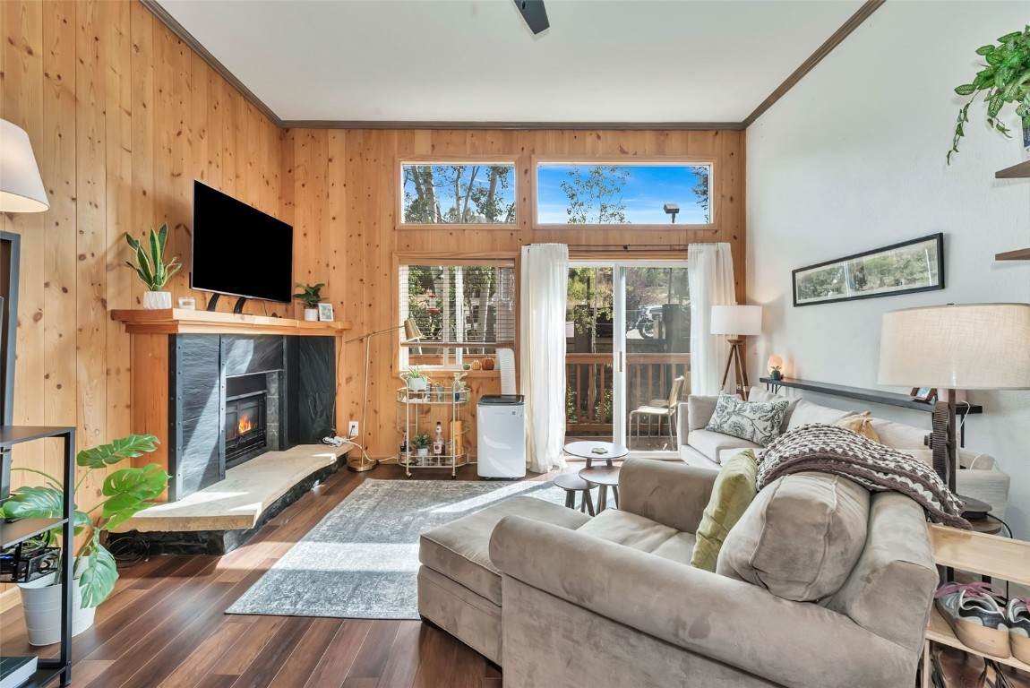 3025 Columbine Drive - Photo 1