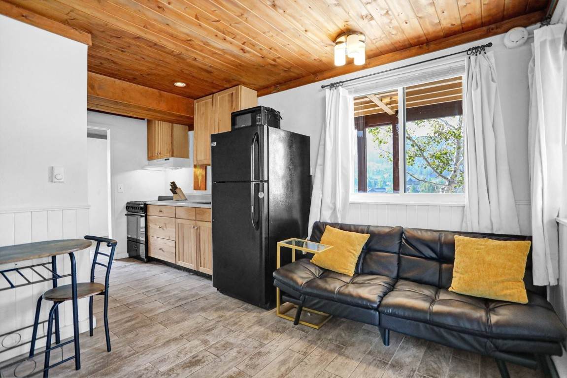 3295 Apres Ski Way - Photo 1