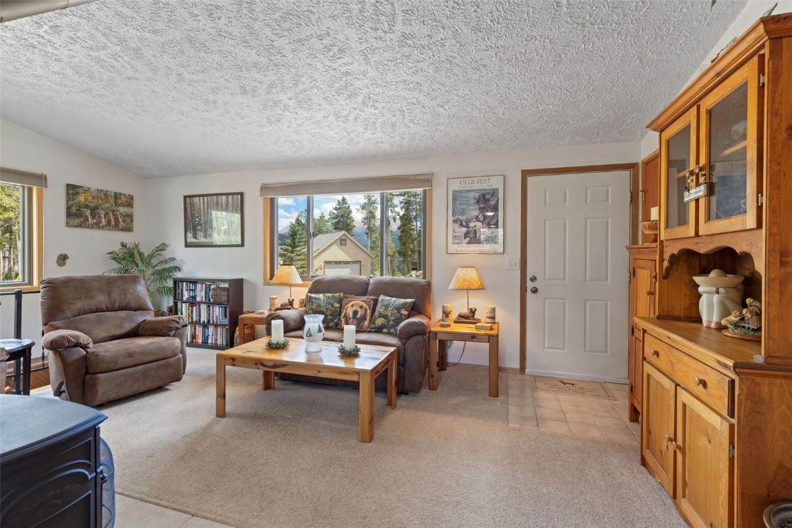 599 American Way - Photo 1