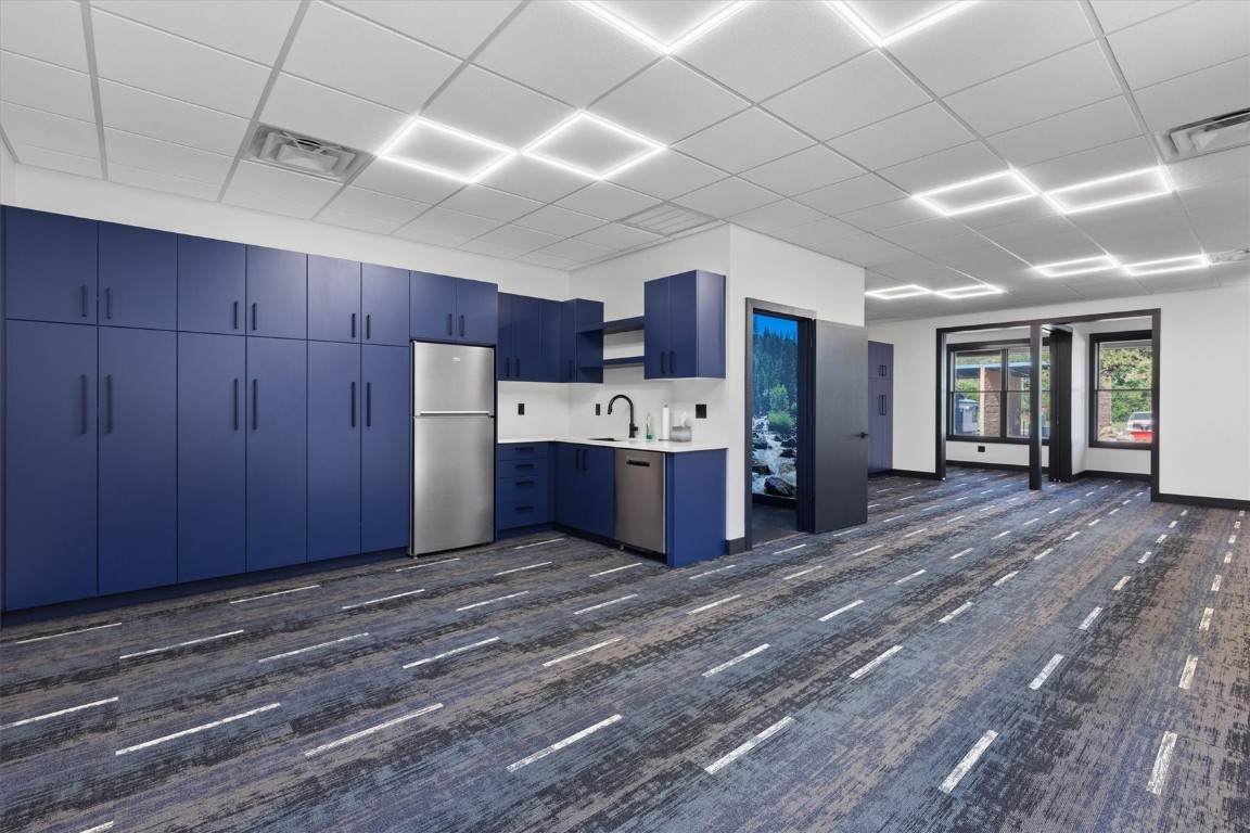 625 Lincoln Avenue - Photo 1