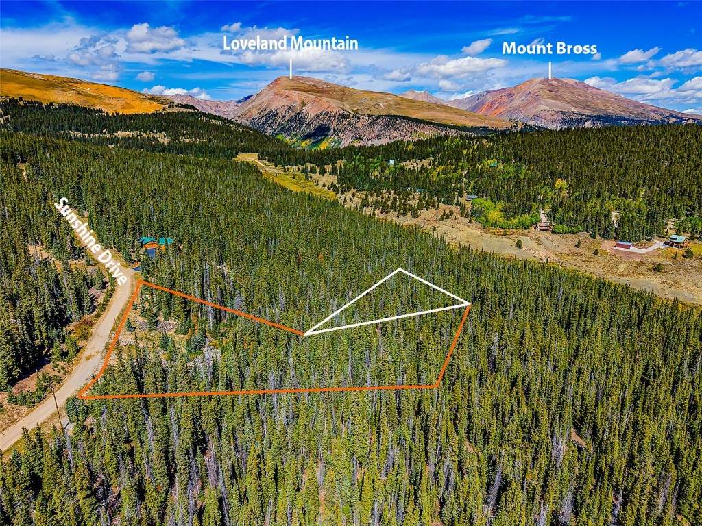 112 Sunshine Drive - Photo 1