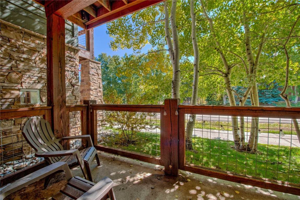 801 Lakepoint Drive - Photo 1