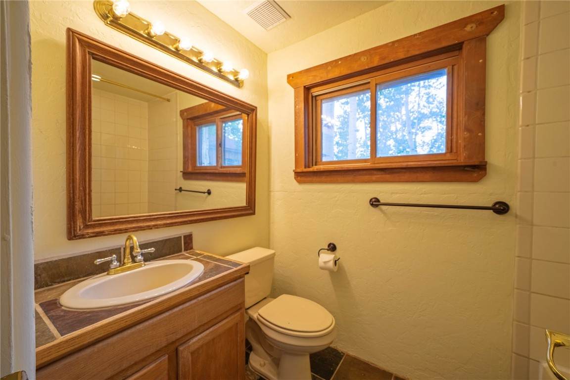 326 Canthook Lane - Photo 1