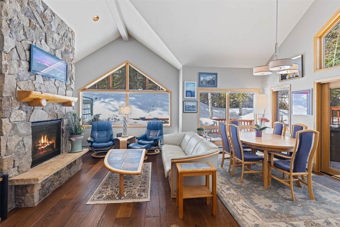 31 Tall Pines Drive - Photo 1