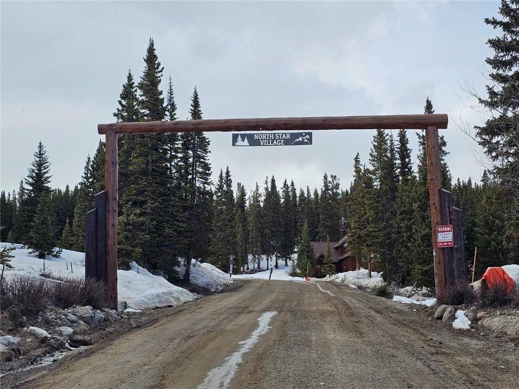 404 Carroll Lane - Photo 1