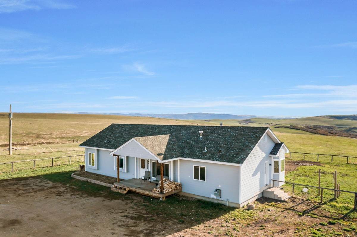 42450 Mcguire Lane - Photo 1