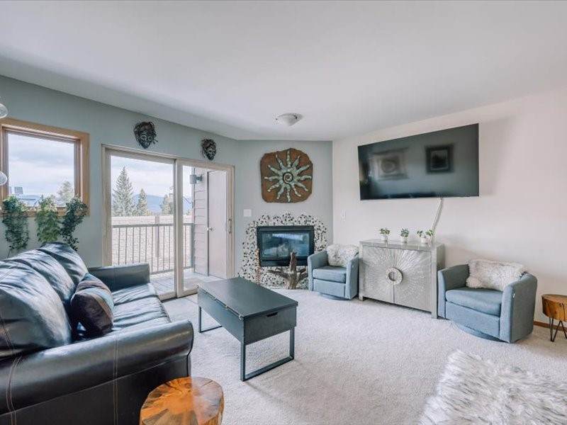 410 Bayview Drive - Photo 1