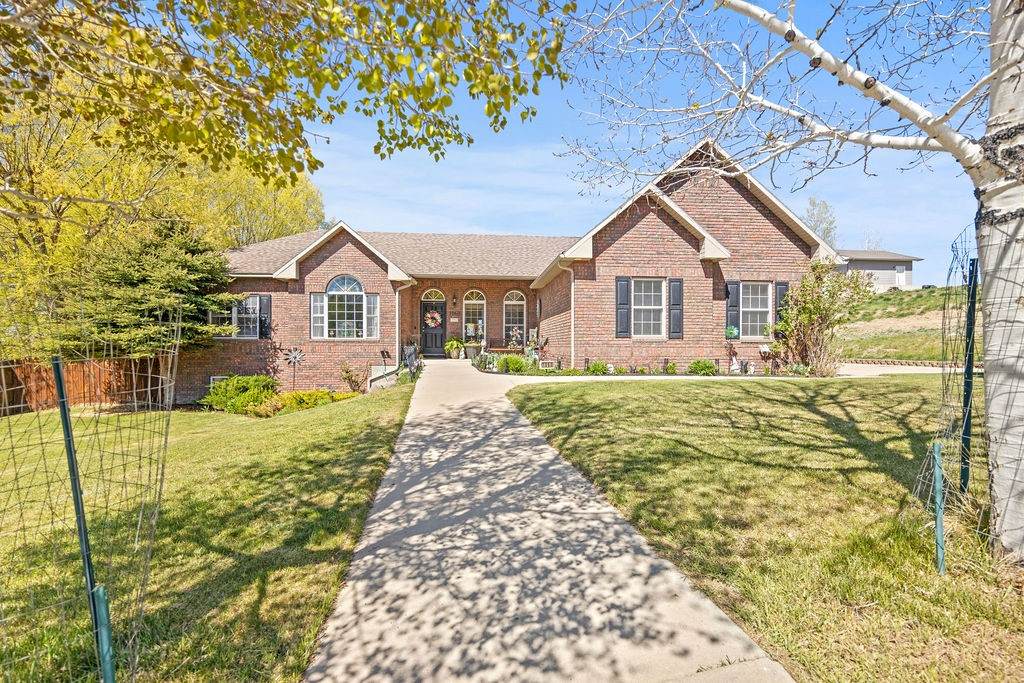 1060 Alta Vista Drive - Photo 1