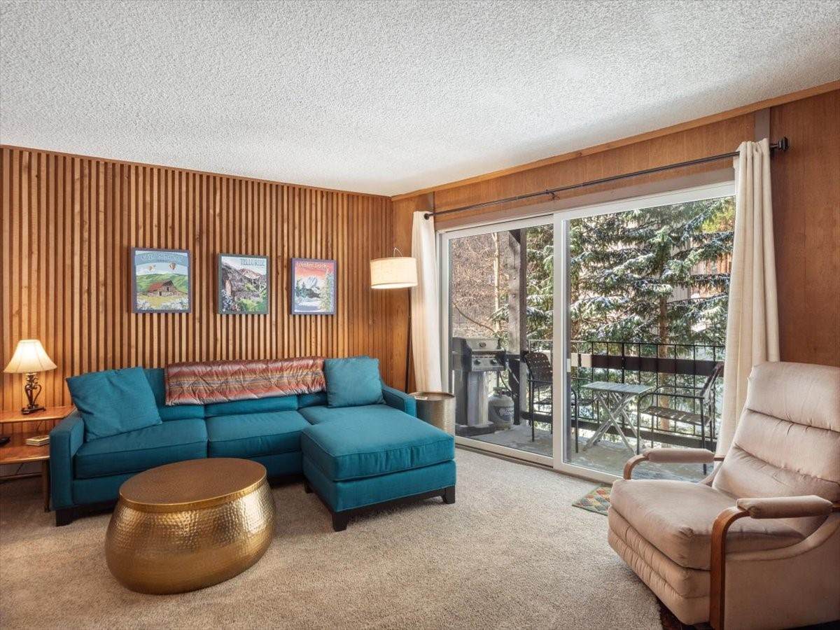 1161 Ski Hill Road - Photo 1