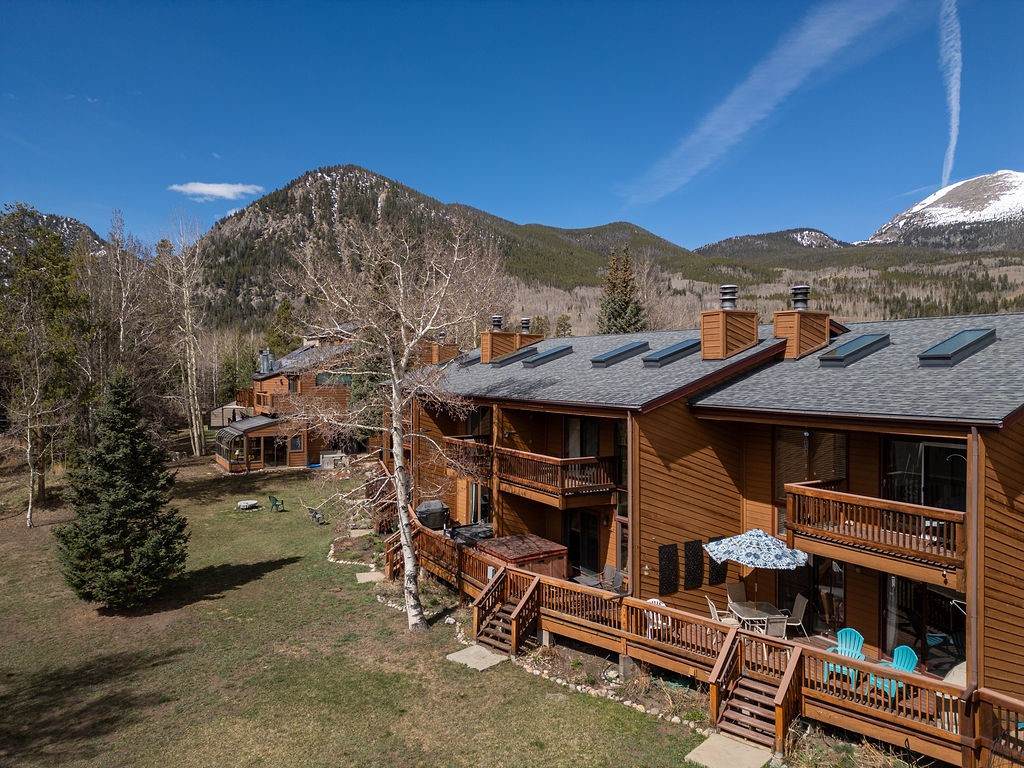 105 Hawn Drive - Photo 1