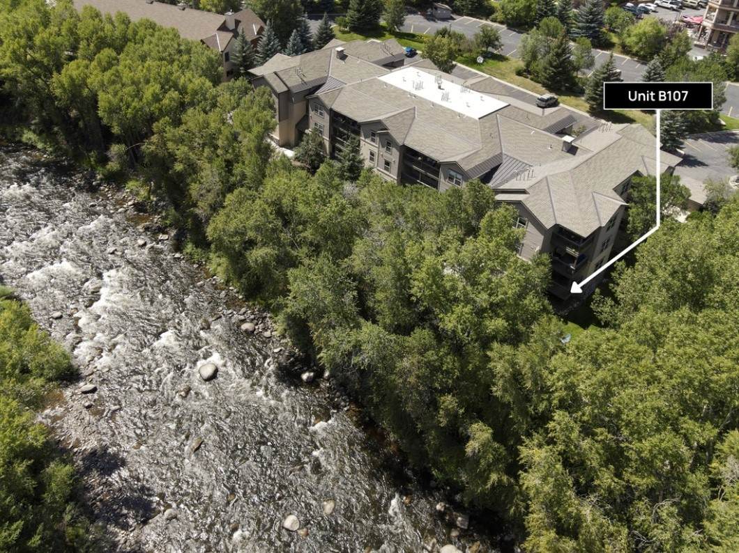 40 River Pines Court - Photo 1