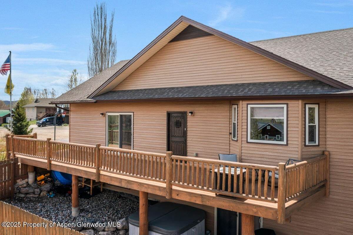 268 Harvest Drive - Photo 1