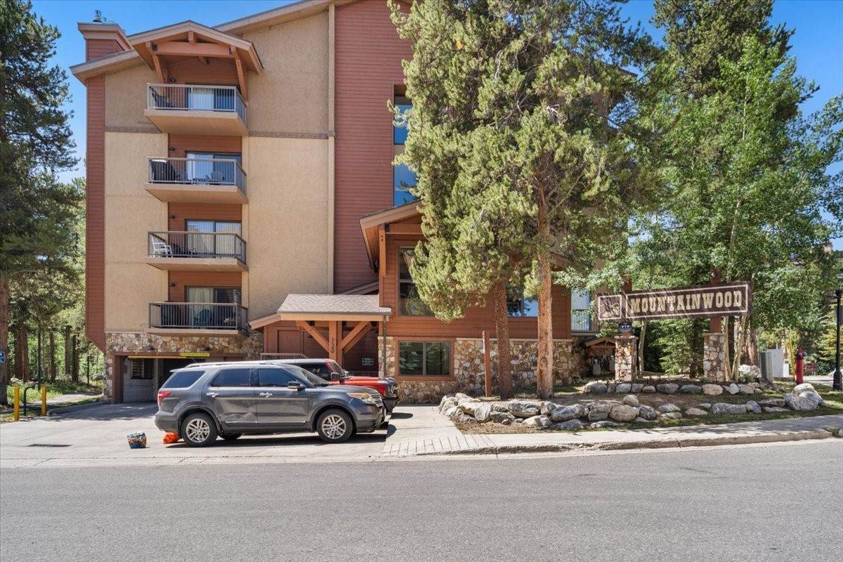 720 Columbine Road - Photo 1