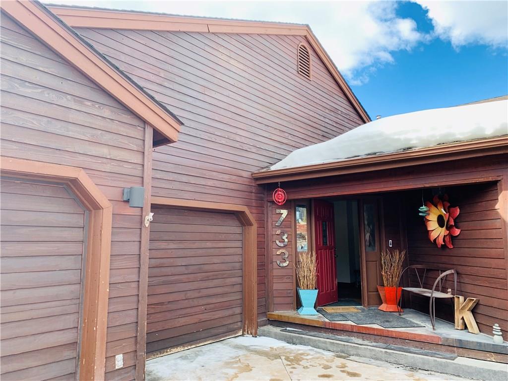 733 Idlewild Drive - Photo 1