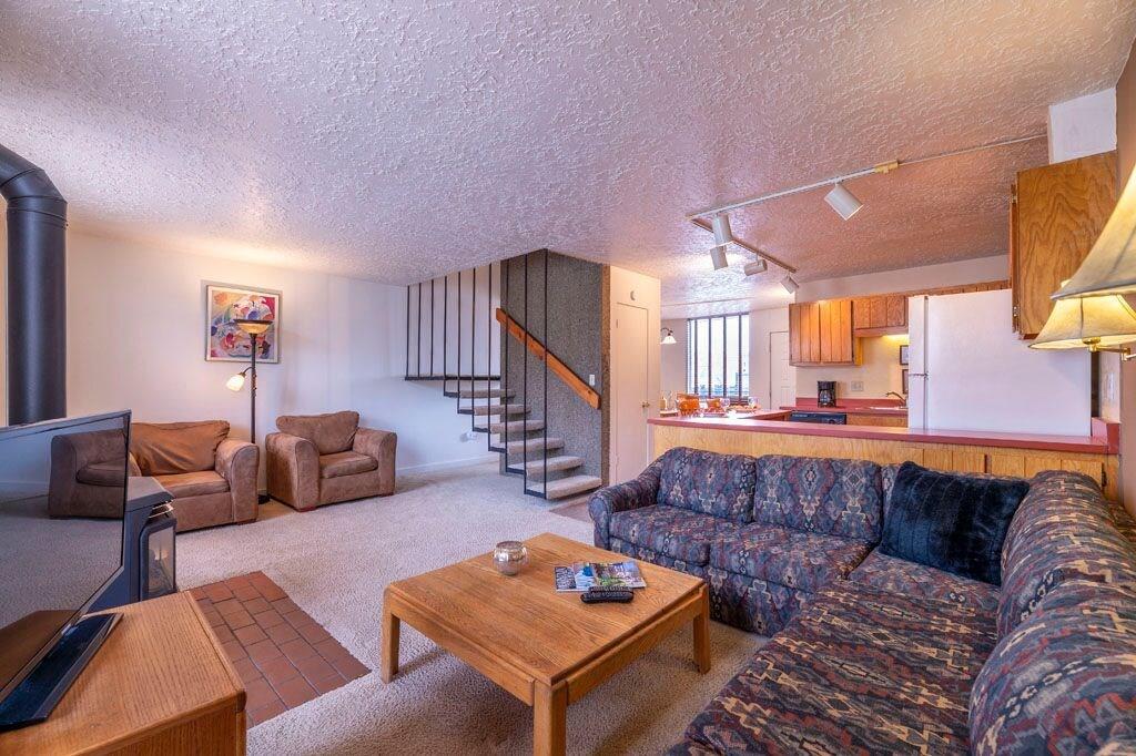 490 Straight Creek Drive - Photo 1