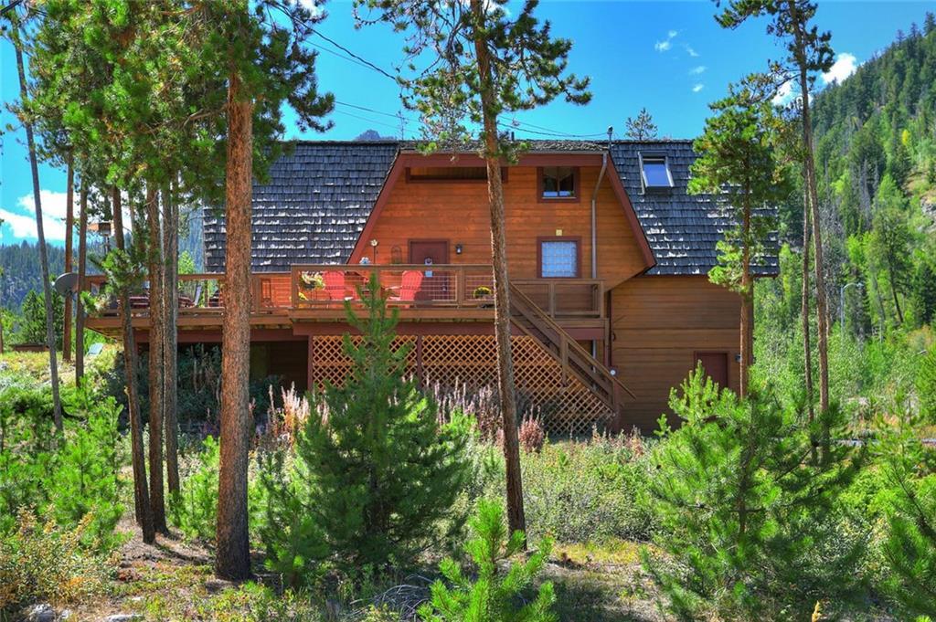 443 Highwood Terrace - Photo 1