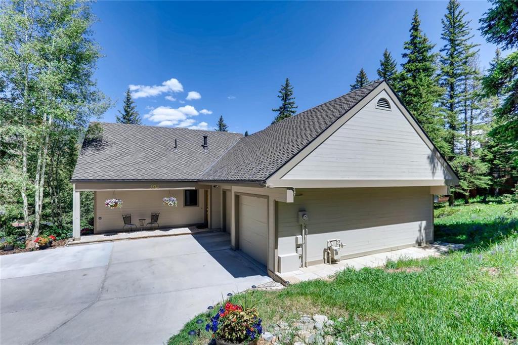 194 Summerwood Drive - Photo 1