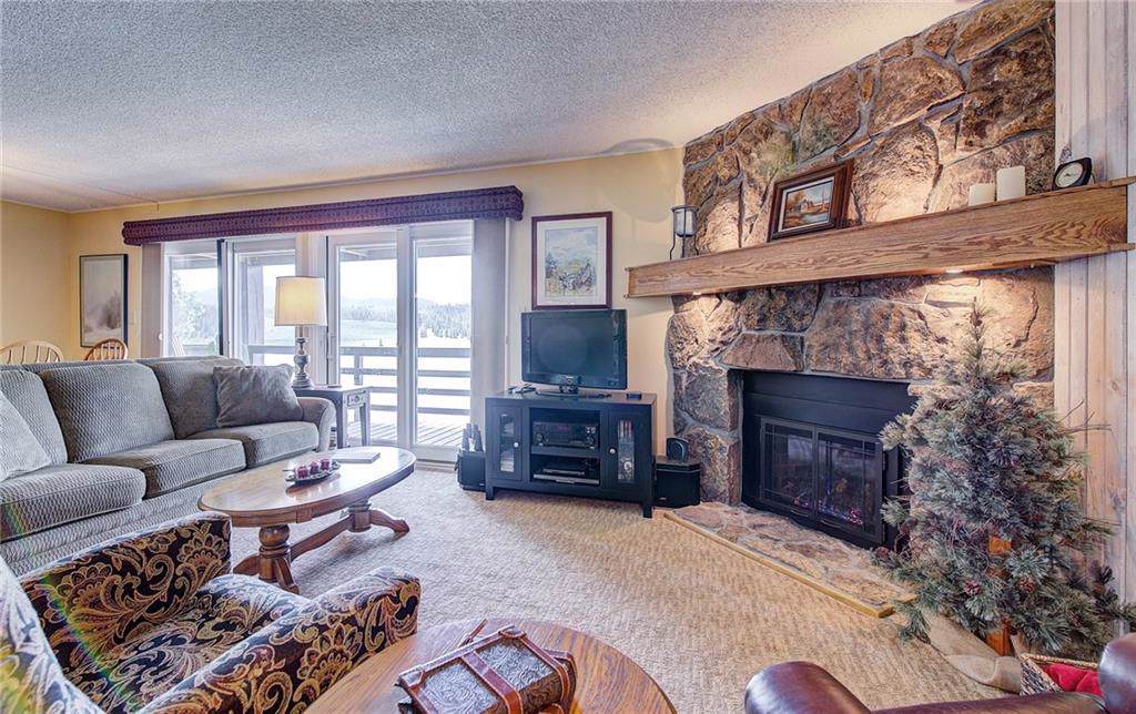 72 Corinthian Circle - Photo 1