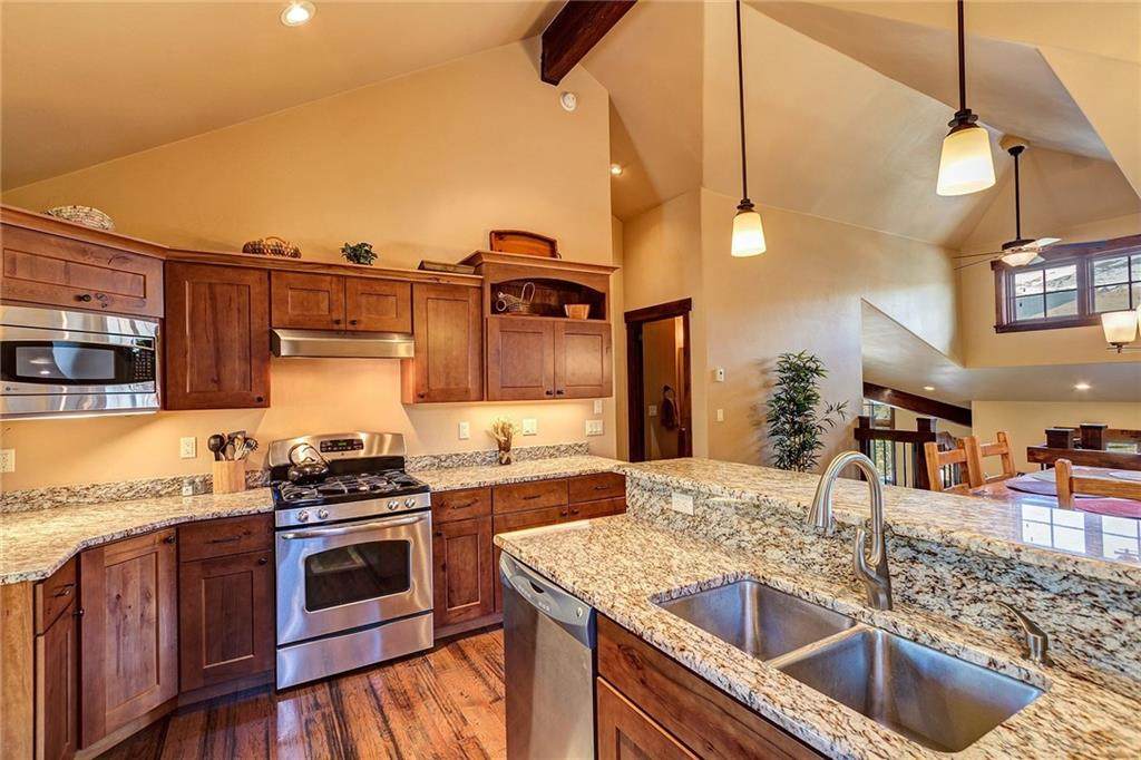 24 Dewey Placer Drive - Photo 1