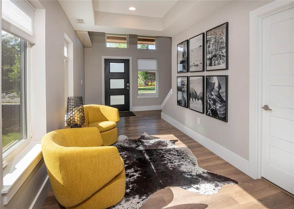 325 Bluffs Drive - Photo 1