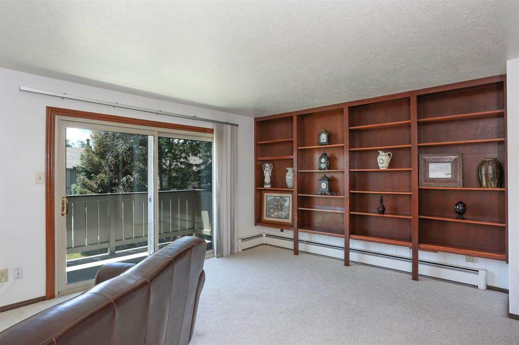 923 Straight Creek Drive - Photo 1