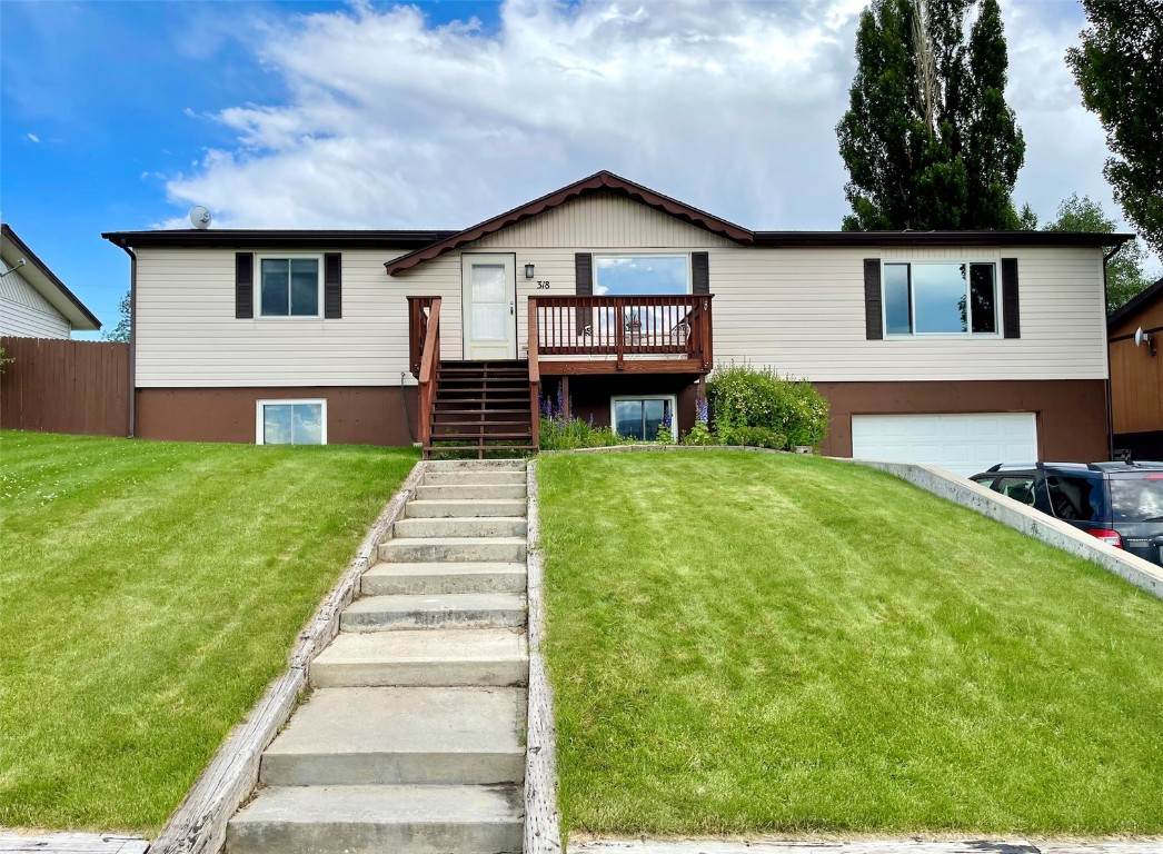 318 17th Street - Photo 1