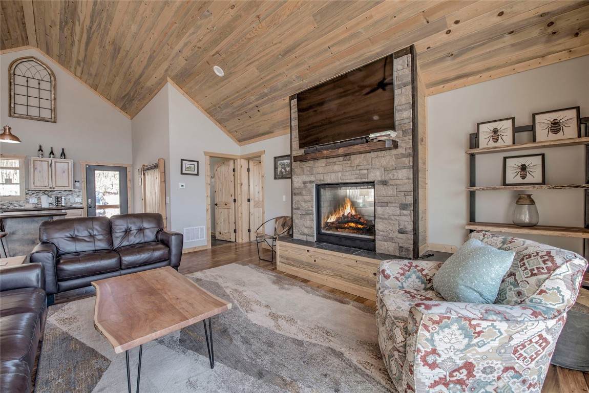646 Wheat Way - Photo 1