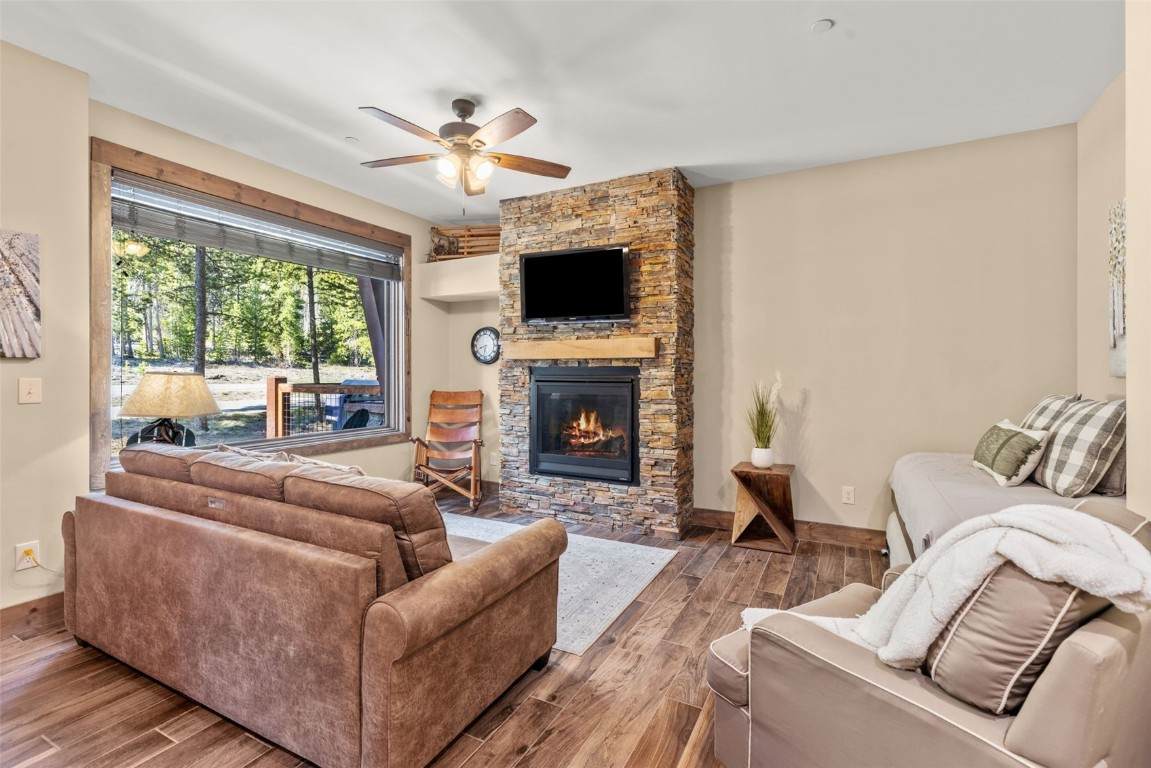 102 Lake Ridge Circle - Photo 1