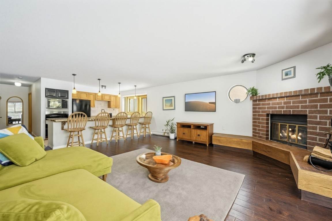 720 Lagoon Drive - Photo 1