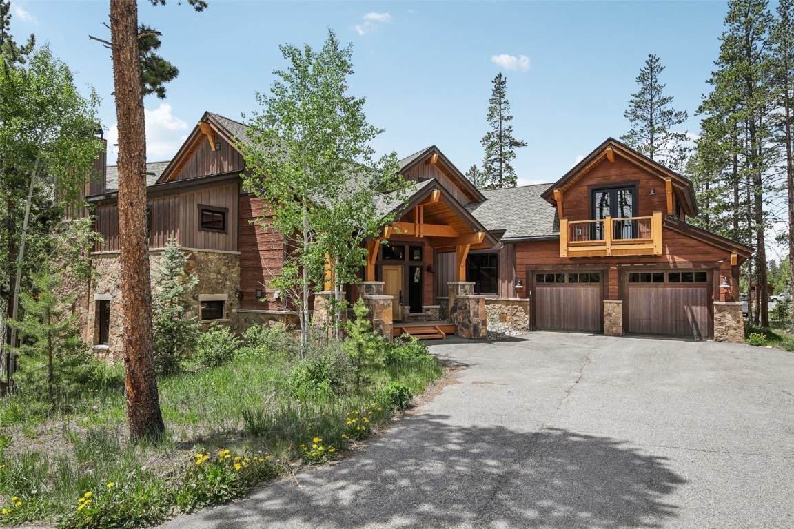 28 Tieze Lane - Photo 1