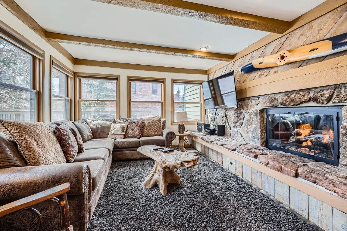 107 Harris Street - Photo 1