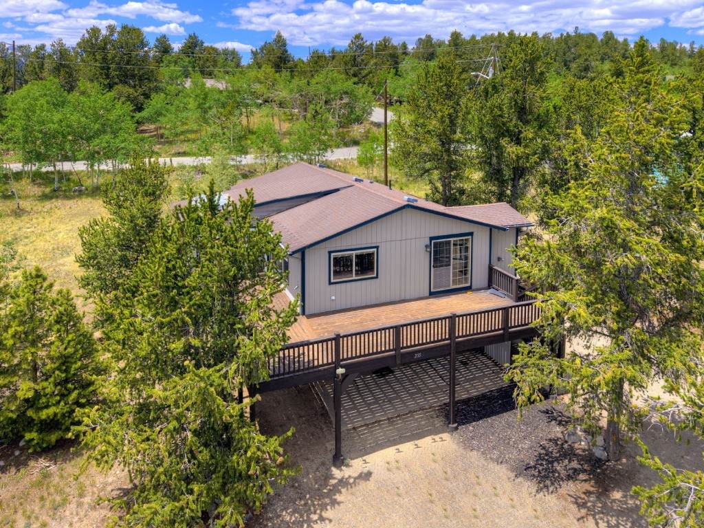 255 Park View Drive - Photo 1