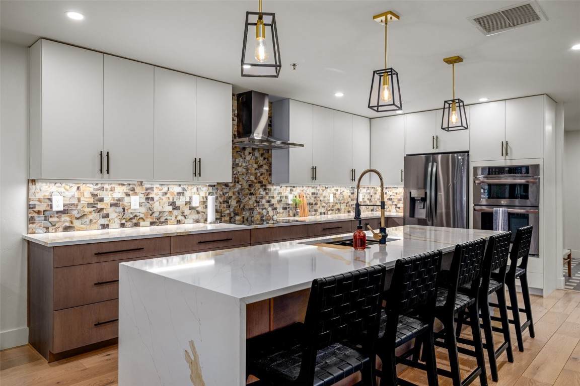 345 Lincoln Avenue - Photo 1