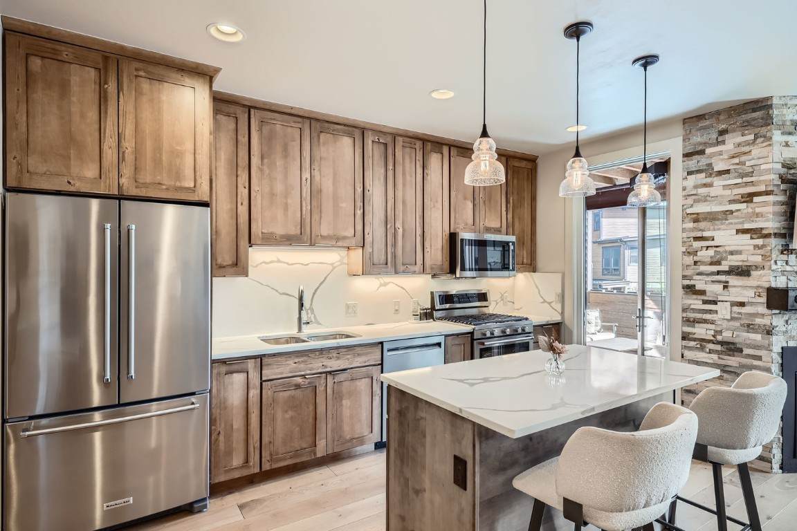 1090 Blue River Parkway - Photo 1
